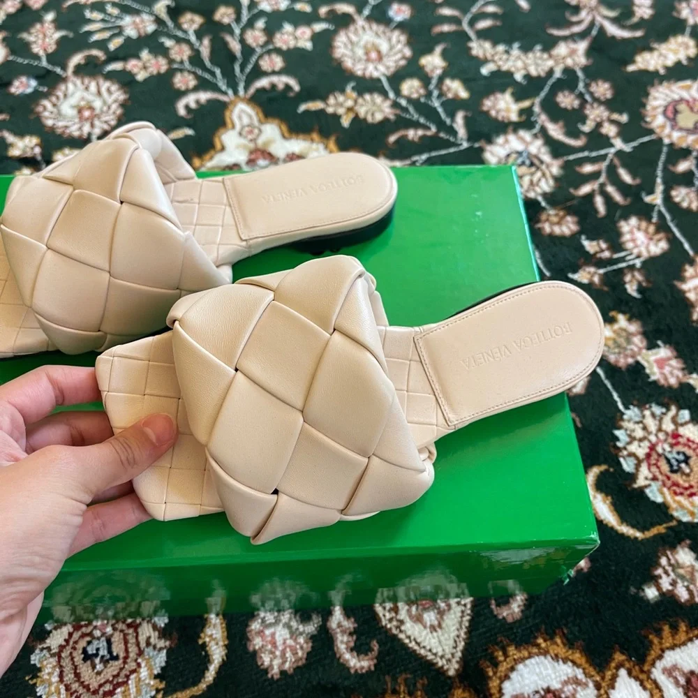 BOTTEGA SLIDES - Picture 4 of 8